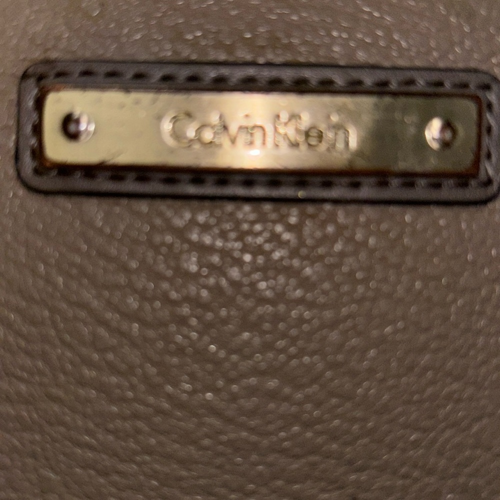 Lady zip 7.5 inch zippered around wallet.  Color is TOUPEE. 2tone - Picture 2 of 6
